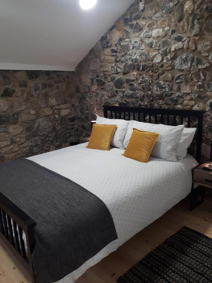 The Stonehouse, In The Heart Of Ballycastle Exterior foto